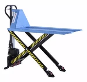 Ein Hubkolben ist ein Bauteil, das durch hydraulische oder elektrische Kräfte betrieben wird und eine vertikale Bewegung der Gabeln ermöglicht.